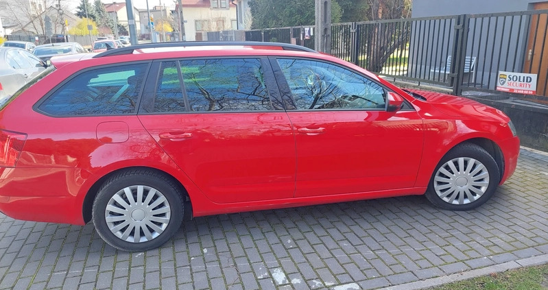 Skoda Octavia cena 43000 przebieg: 260000, rok produkcji 2015 z Warszawa małe 29